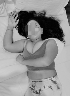 Sexy Ekta kamanhalli - puta in Bangalore Photo 1 of 12