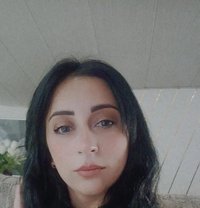 Sexy Eva - puta in Beirut Photo 7 of 10