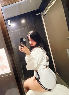 Sexy Eva - escort in Beirut Photo 8 of 10