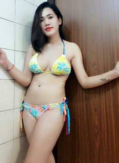 Sexy Filipino - puta in Dubai Photo 2 of 5