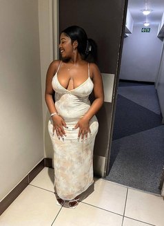 Zara Toto - escort in Guangzhou Photo 3 of 4