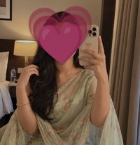 Sonam sexy girl fully indep. new here🤍2 - puta in Hyderabad Photo 1 of 5