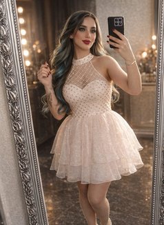 sexy girl - puta in Al Sohar Photo 2 of 6