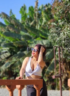 sexy girl - puta in Al Sohar Photo 3 of 6