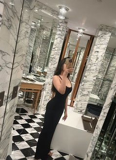 Sexy girl(party) GF - escort in Hong Kong Photo 17 of 17