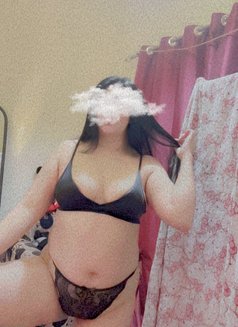 Sexy Girl Riyadh - puta in Riyadh Photo 7 of 10