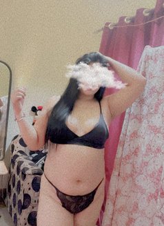 Sexy Girl Riyadh - puta in Riyadh Photo 8 of 10