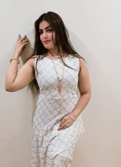 Sexy Girl Rohini - puta in Dubai Photo 1 of 1