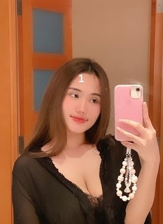 Sexy girls jakarta indonesia - escort in Singapore Photo 1 of 3