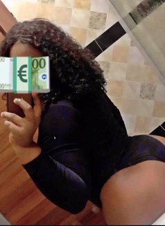 Sexy Gold - escort in Lagos, Nigeria Photo 2 of 2