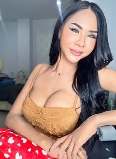 Sexy Hana 🇹🇭 - Transsexual escort in Phuket Photo 2 of 4