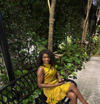 Sexy Horny Sweet Girl Cyrah - puta in Bangkok
