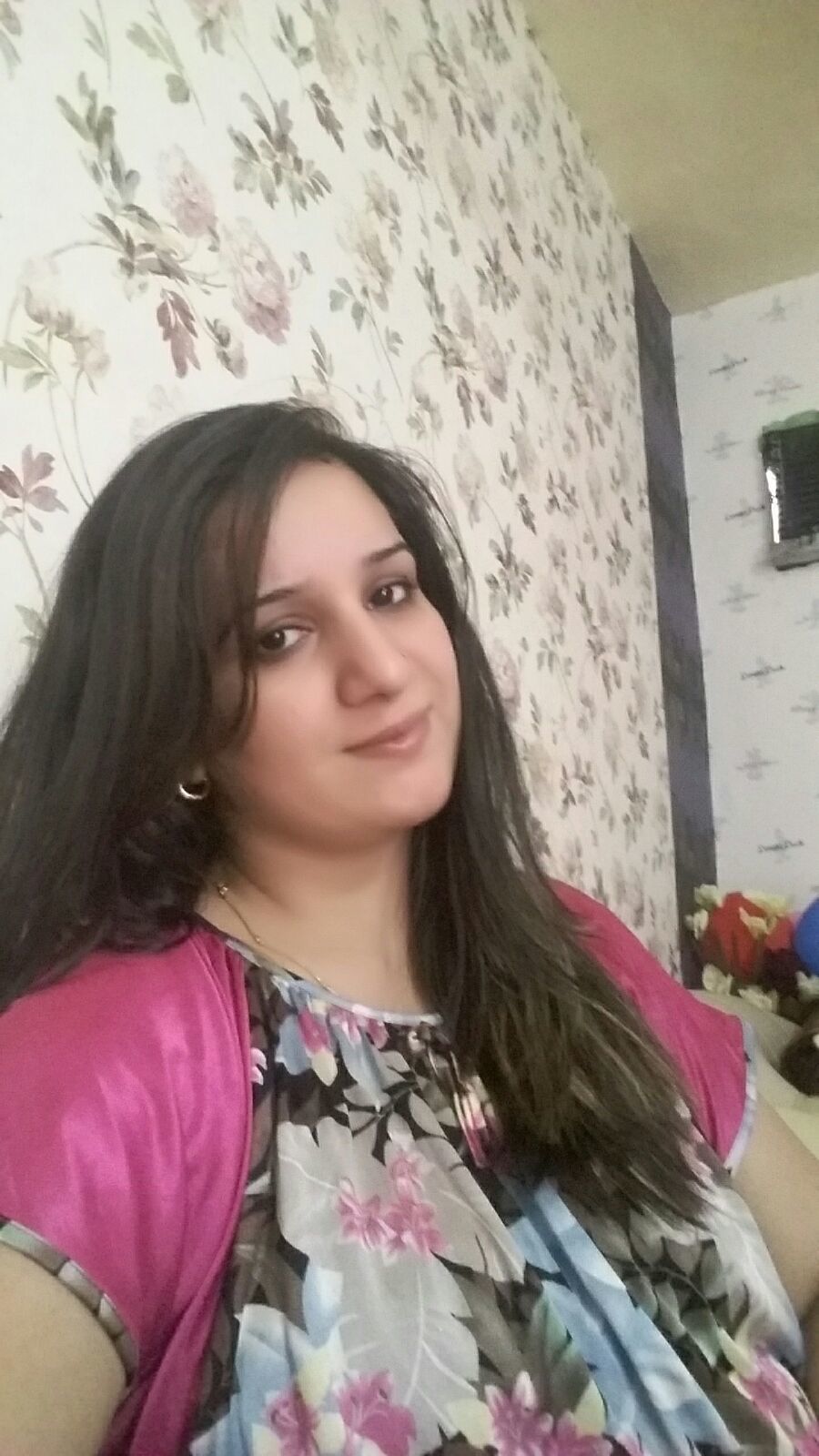 Sexy House Wife, Pakistani escort in Dubai