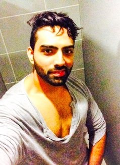 Sexy hunk - Male escort in Dubai Photo 10 of 13