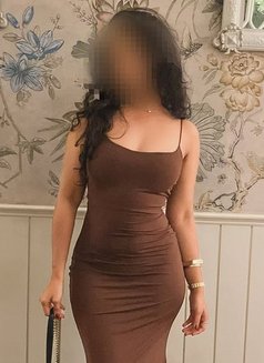Sexy Independent Corporate Girl - puta in Pune Photo 5 of 5