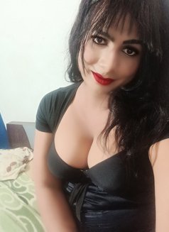 Sexy - Transsexual escort in New Delhi Photo 1 of 8