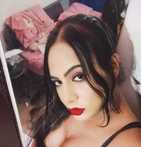 Sexy - Transsexual escort in New Delhi