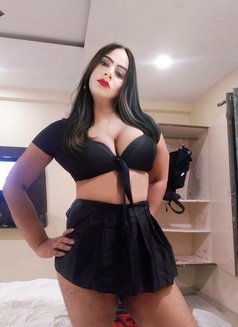 Sexy - Transsexual escort in New Delhi Photo 6 of 7