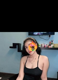 Sexy Indogirl - puta in Johor Bahru Photo 1 of 3
