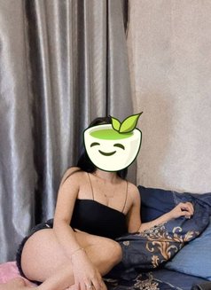 Sexy Indogirl - puta in Johor Bahru Photo 2 of 3