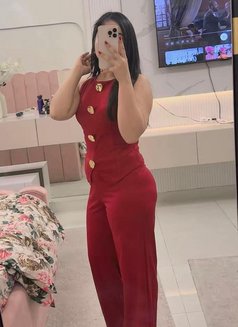 Sexy Isha Teen Model - escort in Dubai Photo 5 of 12