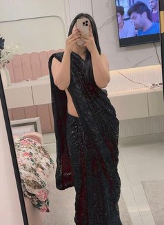 Sexy Isha Teen Model - escort in Dubai Photo 7 of 12