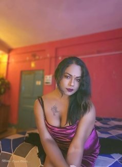 Sexy Ishita - Transsexual escort in Kolkata Photo 28 of 30