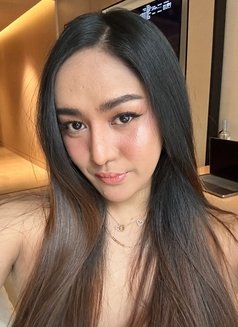 Hairy pussy is available - escort in Macao Photo 9 of 19