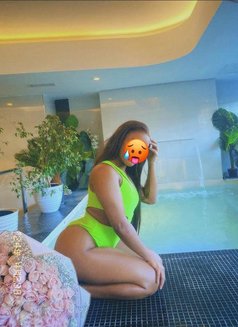 Sexy Jasmine - puta in Ikeja Photo 2 of 4