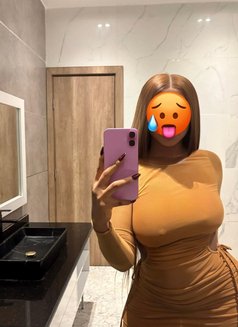 Sexy Jasmine - puta in Ikeja Photo 3 of 4