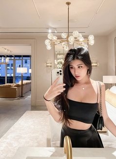Sexy Jessy - escort in Singapore Photo 1 of 9