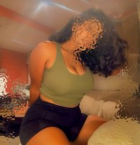 Sexy Juicy Fresh and Energetic Yoshika - puta in Colombo Photo 4 of 4
