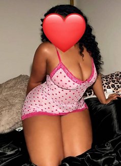 Sexy Julie Incall Outcall & Cam - puta in Bangalore Photo 4 of 8