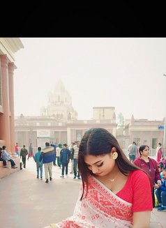 Sexy Kanika - Acompañantes transexual in Kolkata Photo 12 of 20