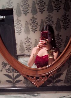 Sexy Kanika - Acompañantes transexual in Kolkata Photo 16 of 20