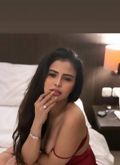 Sexy Keyzha - puta in Bali Photo 2 of 5