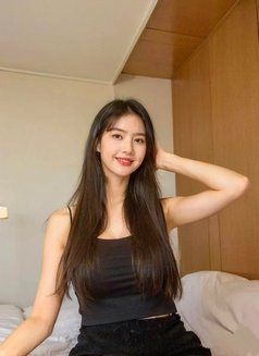 Sexy Kiki - puta in Shenzhen Photo 5 of 6