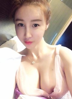 Sexy Kim - escort in Shenzhen Photo 3 of 3
