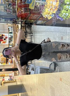 Sexy Kim - escort in Manila Photo 8 of 12