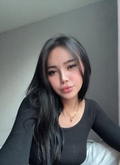 Sexy Kim - escort in Manila Photo 9 of 12