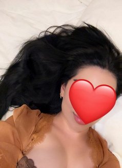 Sexy Lady in Bosher - puta in Muscat Photo 9 of 9