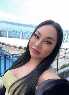 Sexy Ladyboy Bigcock - Transsexual escort in Jeddah Photo 4 of 5