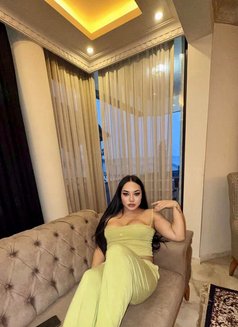 Sexy Ladyboy Bigcock - Transsexual escort in Jeddah Photo 5 of 5