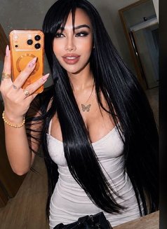 Sexy Ladyboy Nabi - Masajista in Al Manama Photo 6 of 6