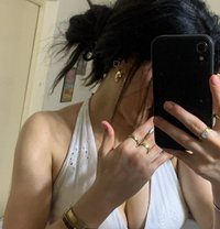 Sexy Lexus - escort in Algiers