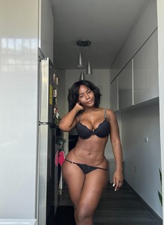 Sexy Liam Erbil - escort in Erbil Photo 3 of 5