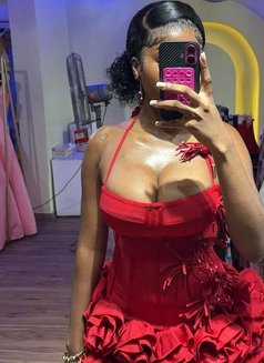 Sexy Light Skin Girl Bekina - escort in Pune Photo 3 of 4