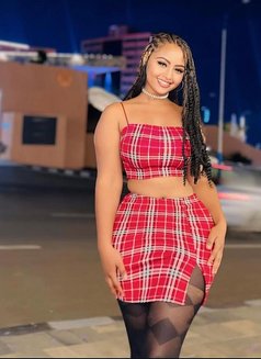 Sexy Light Skin Girl Tina - puta in Hyderabad Photo 1 of 4