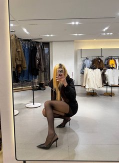 Sexy mail big cock - Acompañantes transexual in Tokyo Photo 18 of 22