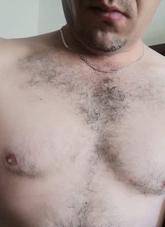 Sexy Man for Ladies Only - Male escort in Abu Dhabi Photo 1 of 4